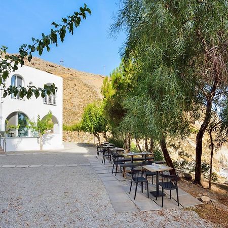Ilingas Mare Aparthotel Khora Sfakion Exterior photo