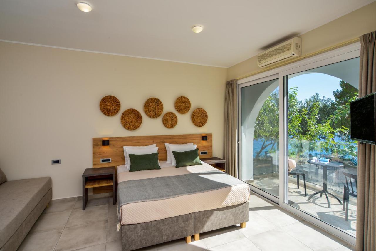 Ilingas Mare Aparthotel Khora Sfakion Exterior photo